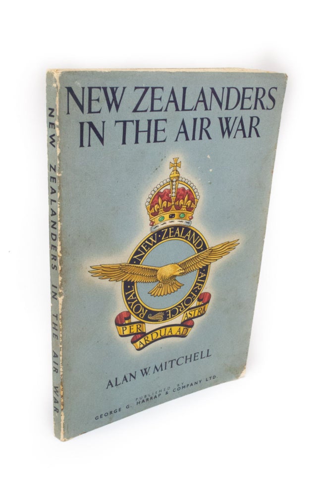 Item #1793 New Zealanders in the Air War. Alan W. MITCHELL.